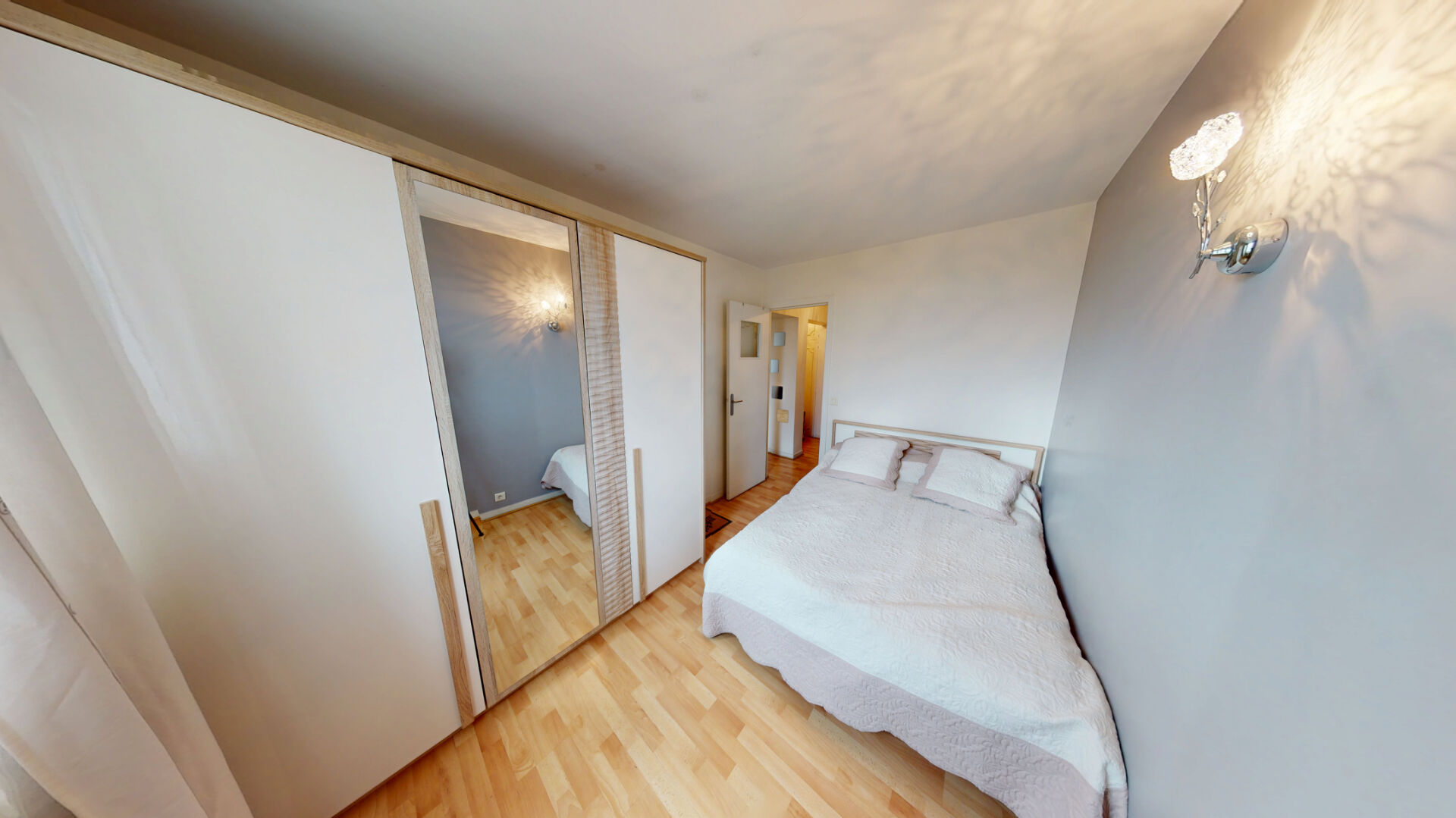 Appartement lumineux de 55 m2 avec 2 chambres au 7e etage avec ascenseur - Ivry-sur-Seine