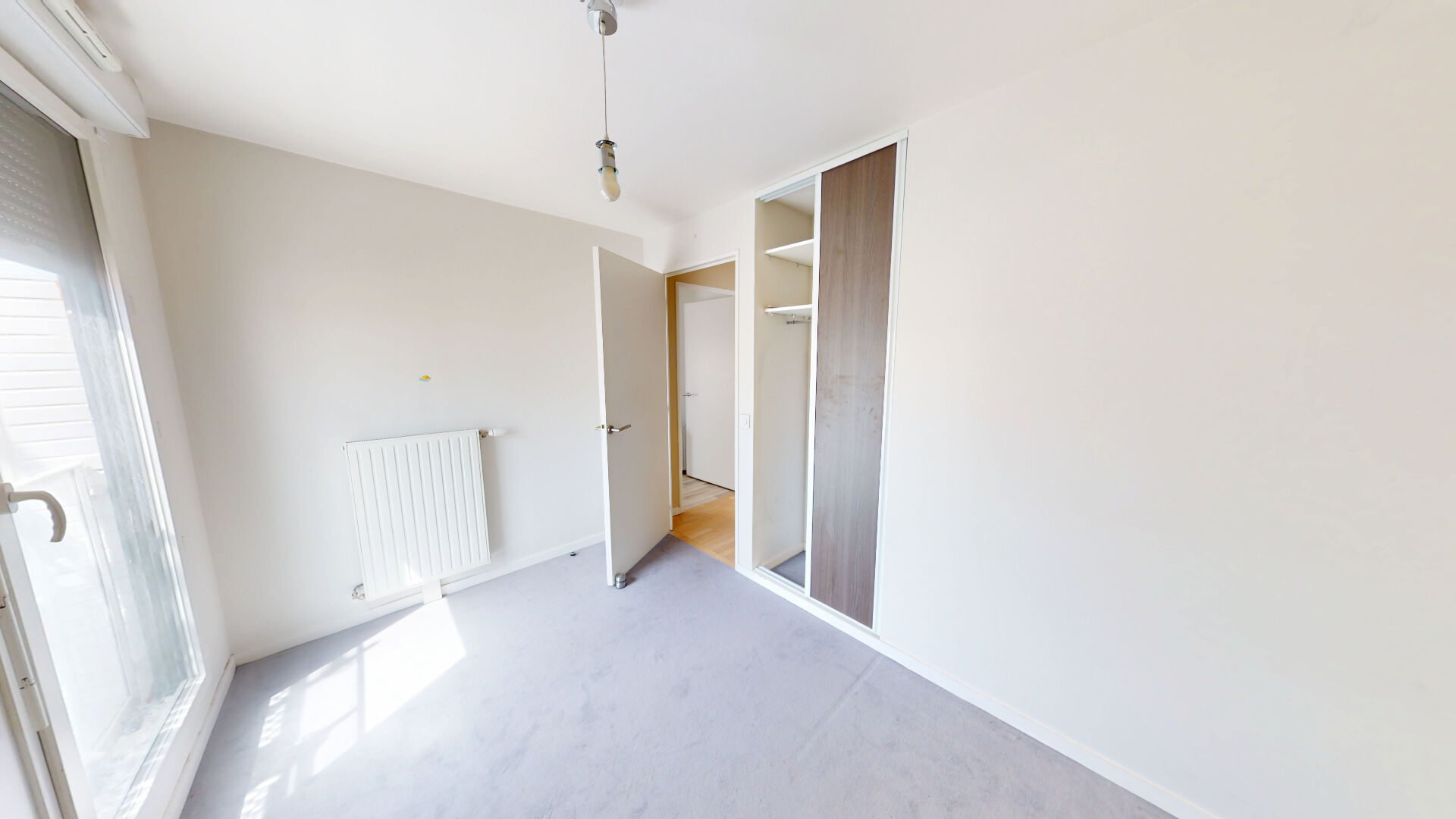 Lumineux Appartement 5 pièce(s) 93.80 m2 Ivry Sur Seine