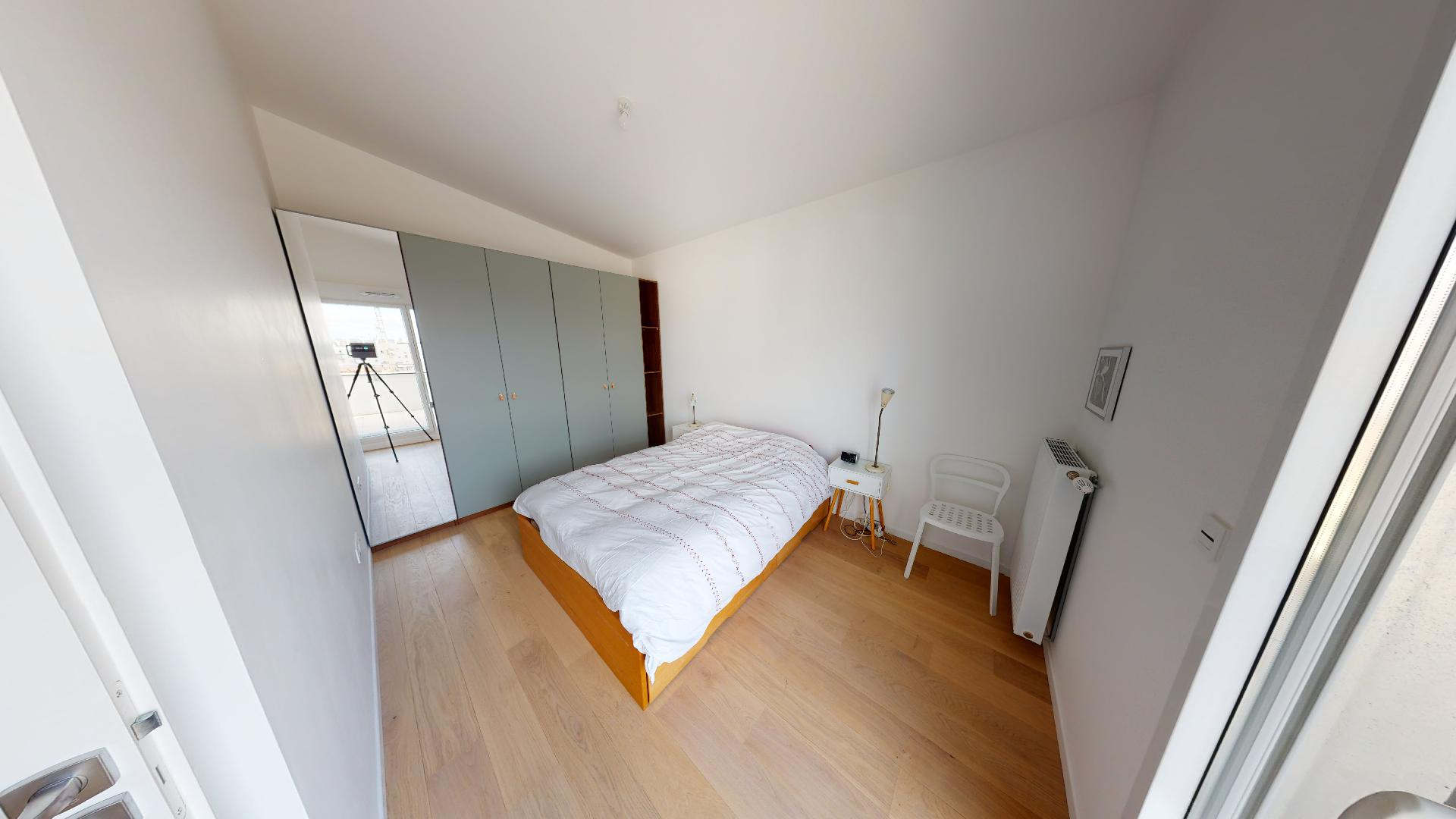 Appartement 2 pièces 45m2 dernier étage avec Terrasse plein sud