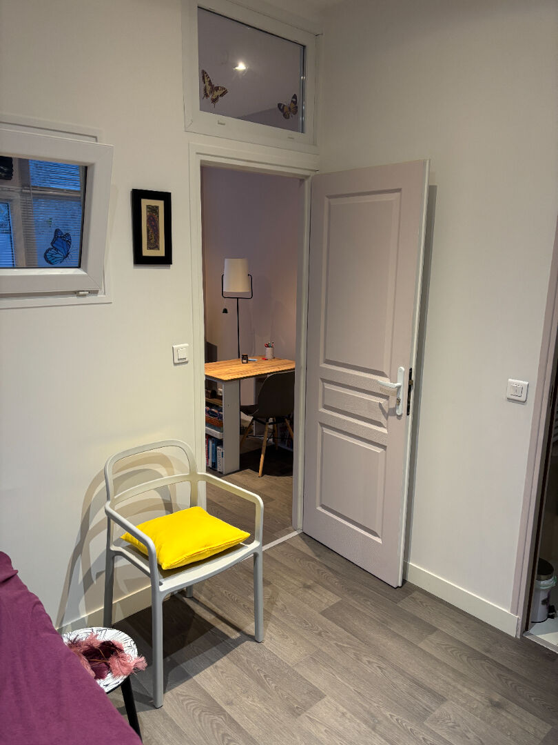 Local commercial moderne de 21 m2 Paris 13