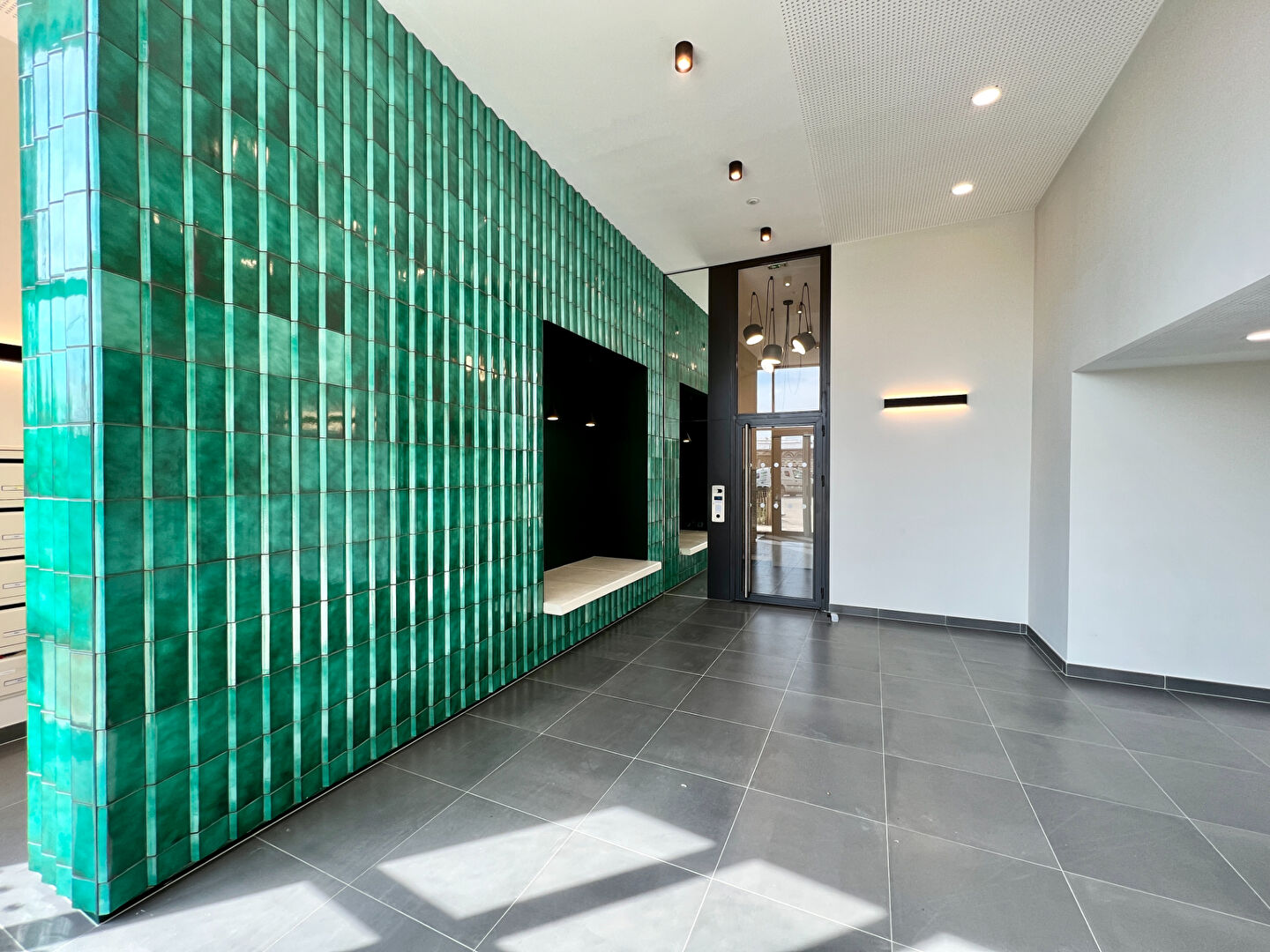 Appartement Ivry Sur Seine 2 pièce(s) 47.58 m2 avec Loggia