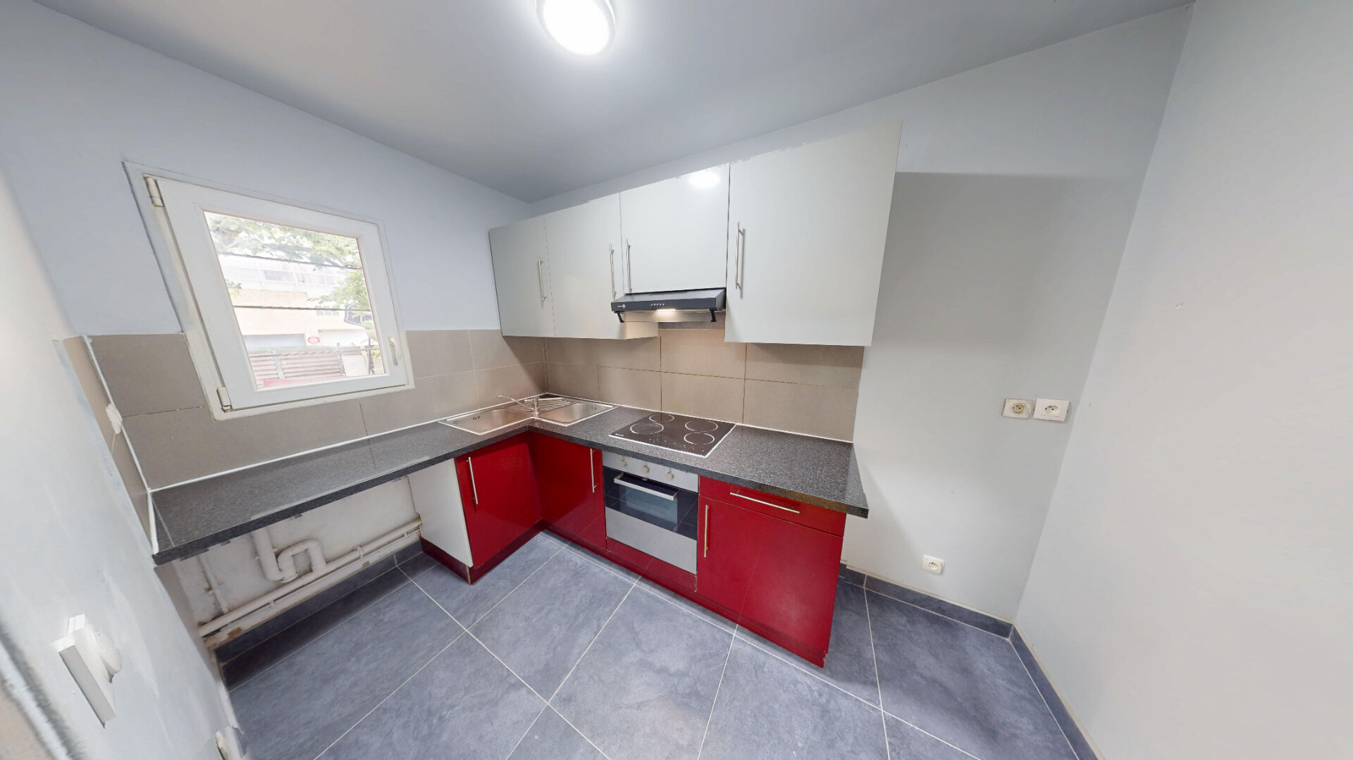 Maison de plain-pied 62 m2 avec remise - 94200 Ivry-sur-Seine