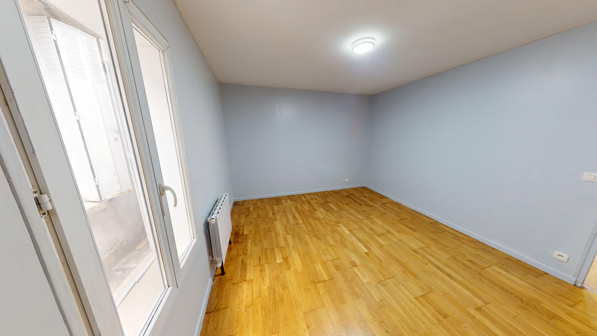 Maison de plain-pied 62 m2 avec remise - 94200 Ivry-sur-Seine