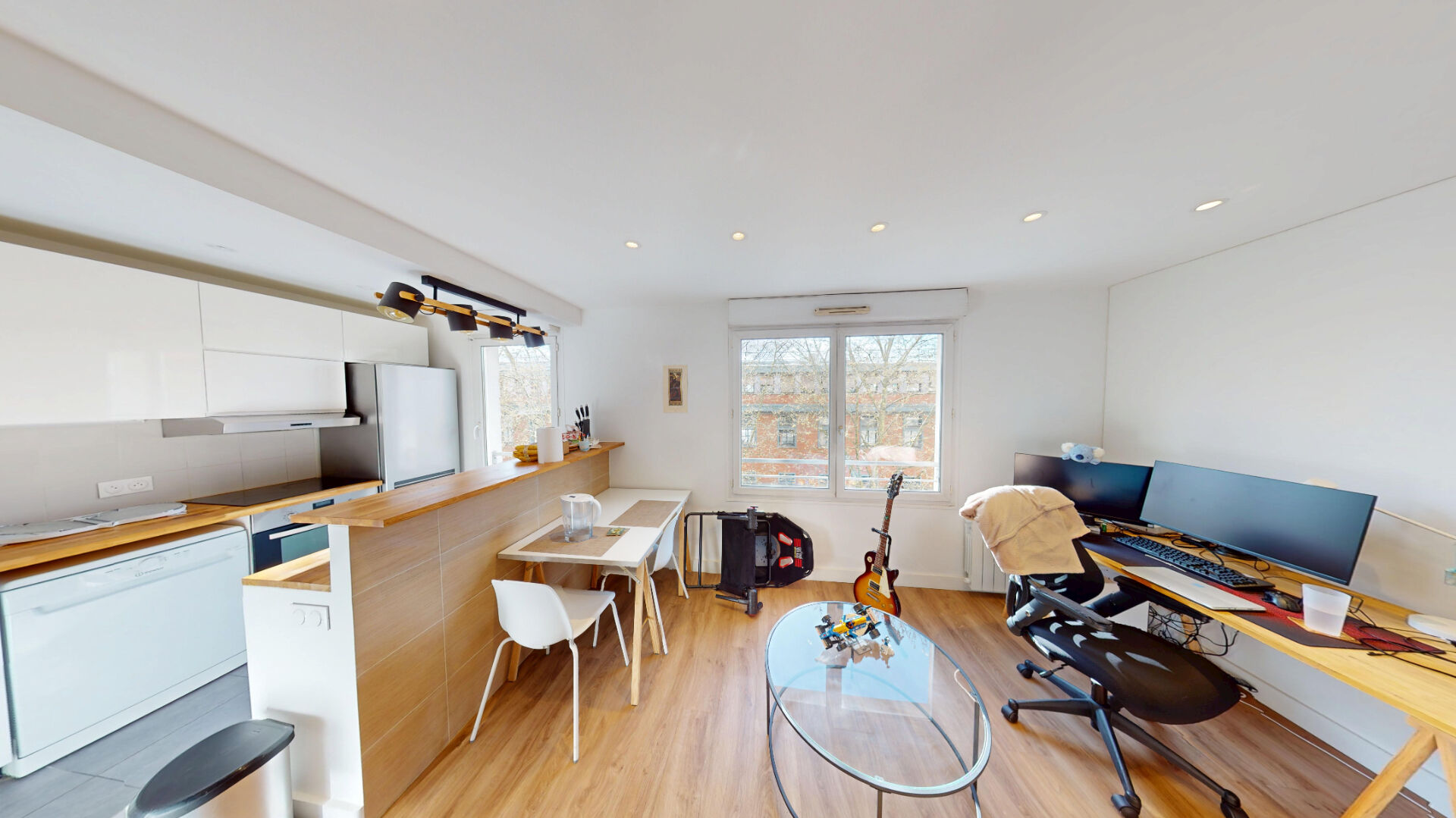 Appartement 2 pièces meublé 44 m² balcon parking Ivry-sur-Seine Ivry Port