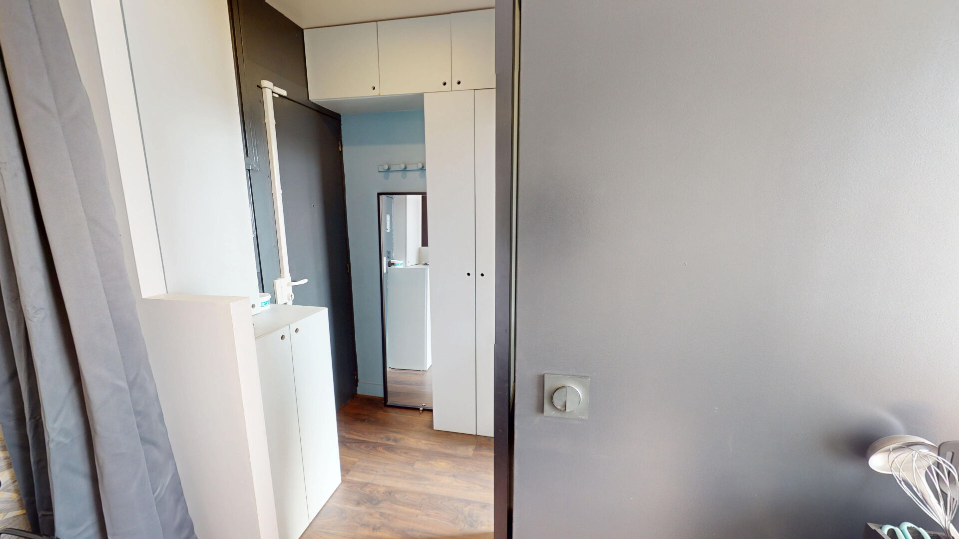 Studio lumineux Meublé à louer 15m2 Vitry-sur-Seine aux portes d'ivry-sur-seine