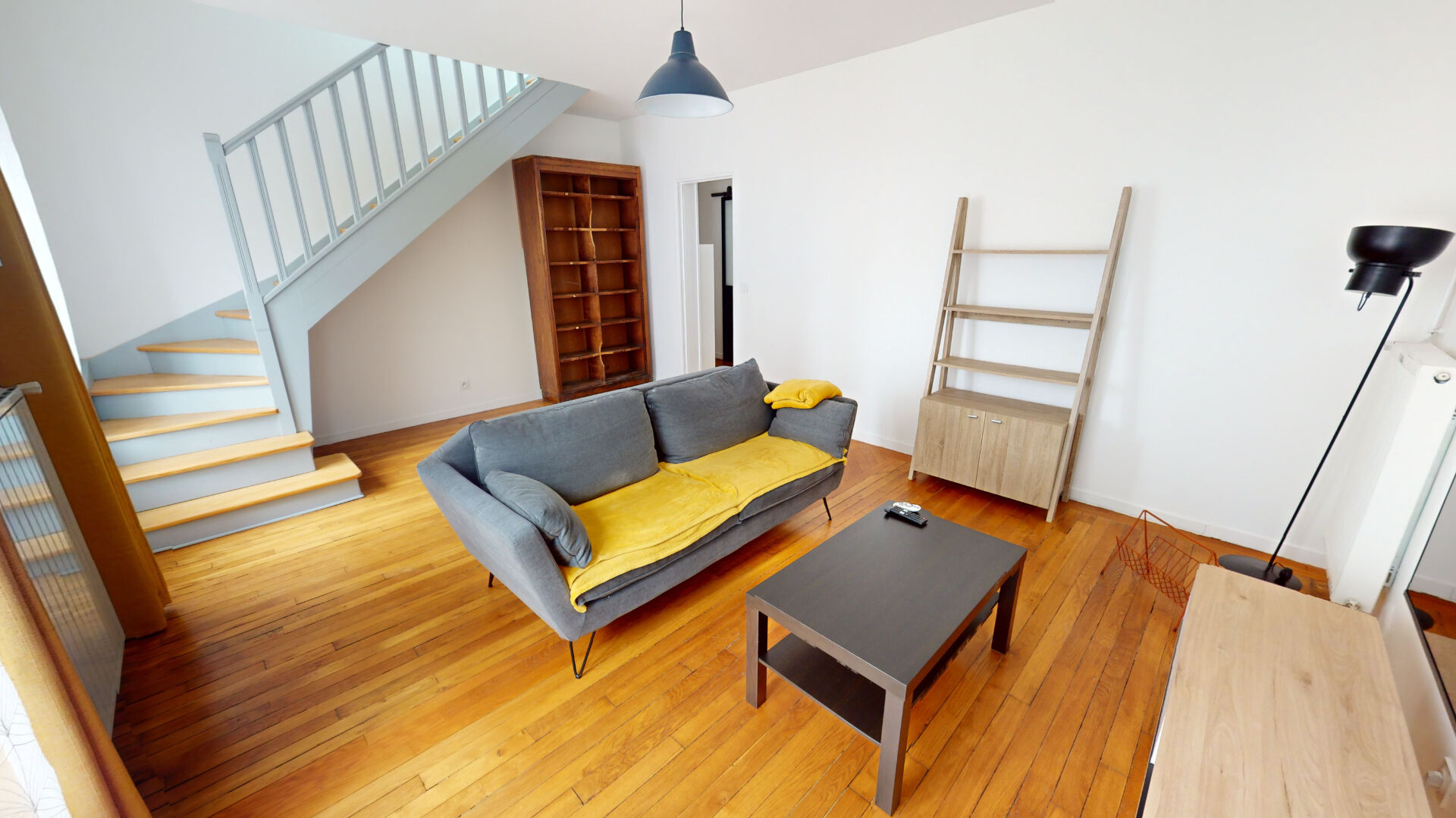 Appartement Duplex T4 de 84 m2 - Quai de Seine