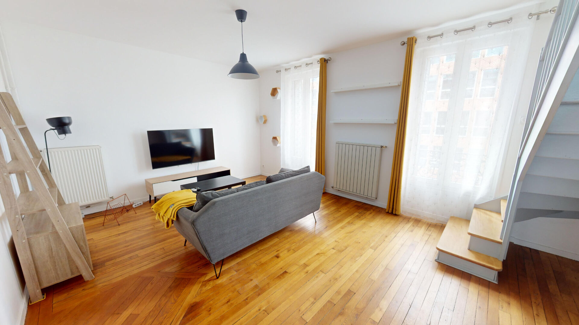 Appartement Duplex T4 de 84 m2 - Quai de Seine