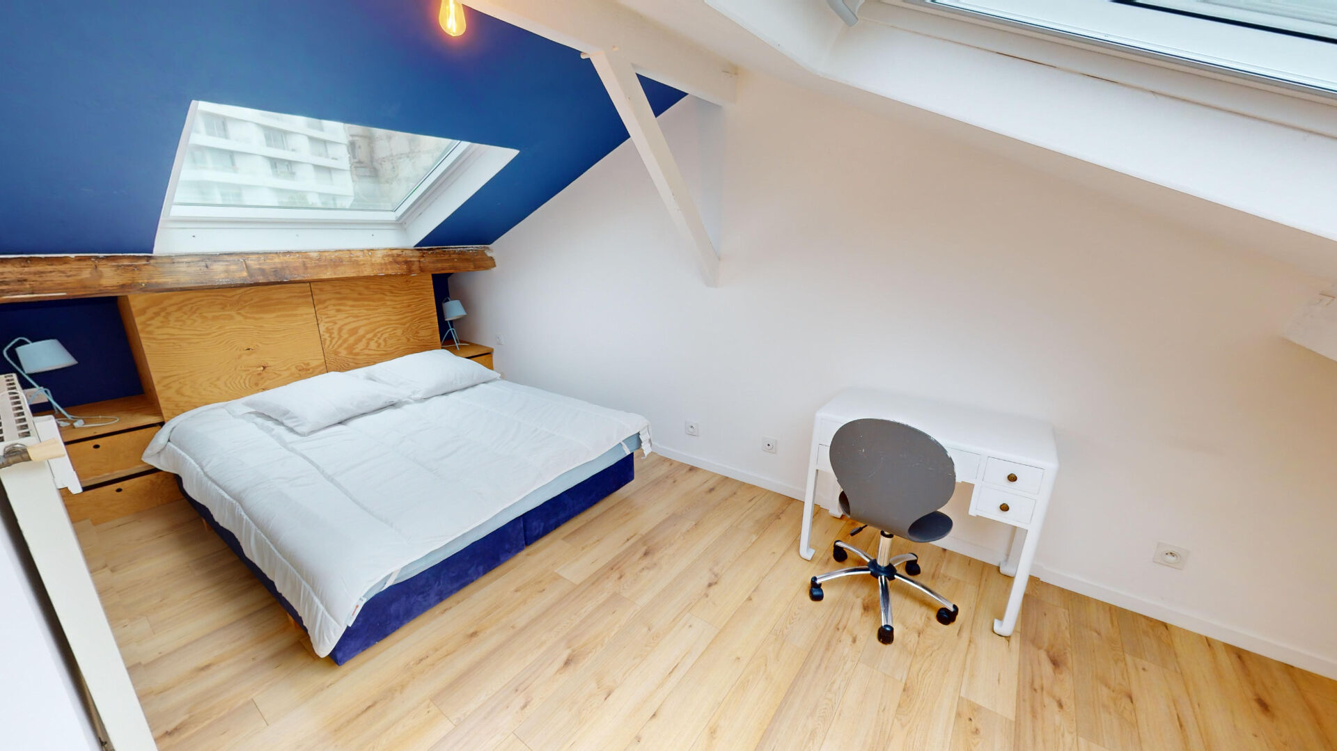 Appartement Duplex T4 de 84 m2 - Quai de Seine