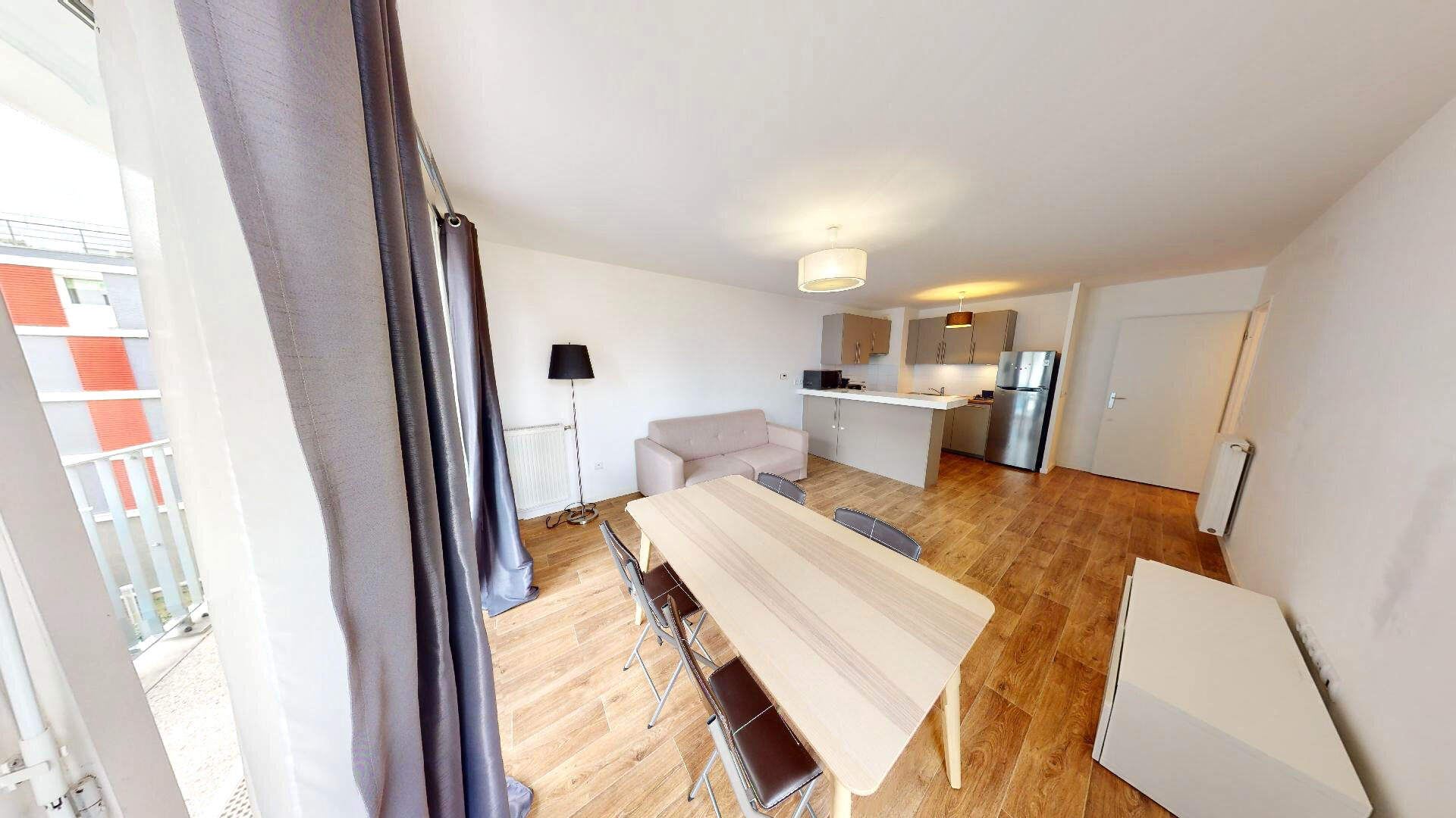 Appartement Ivry Sur Seine 2 pièce(s) 49 m2 avec balcon