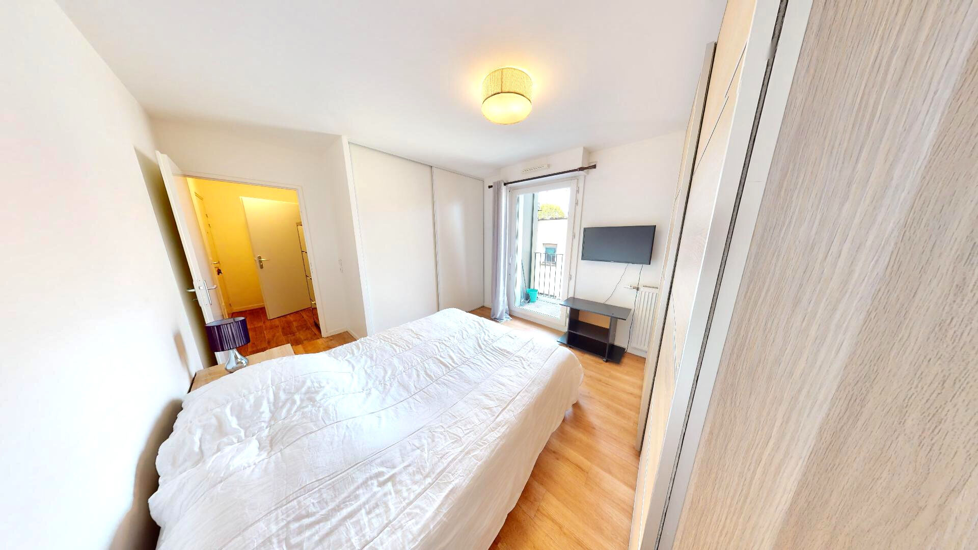 Appartement Ivry Sur Seine 2 pièce(s) 49 m2 avec balcon