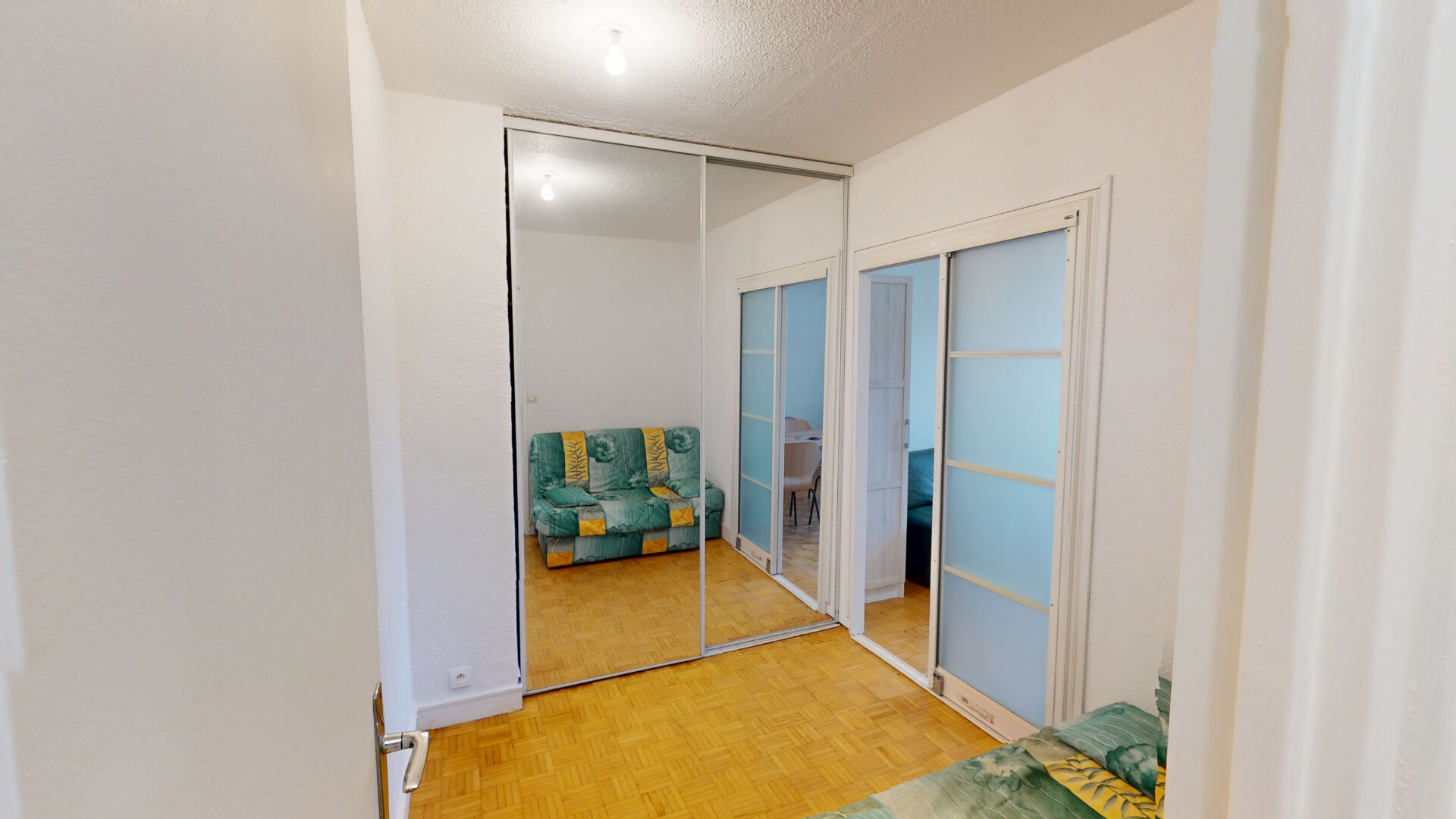 Appartement Ivry Sur Seine 2/3 pièces - 55 m2 - Balcon et Parking