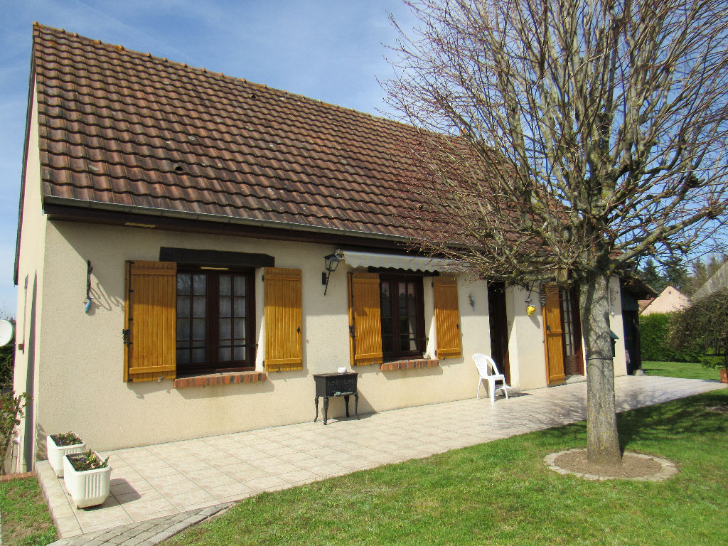 Maison 4 pièces sur sous sol total