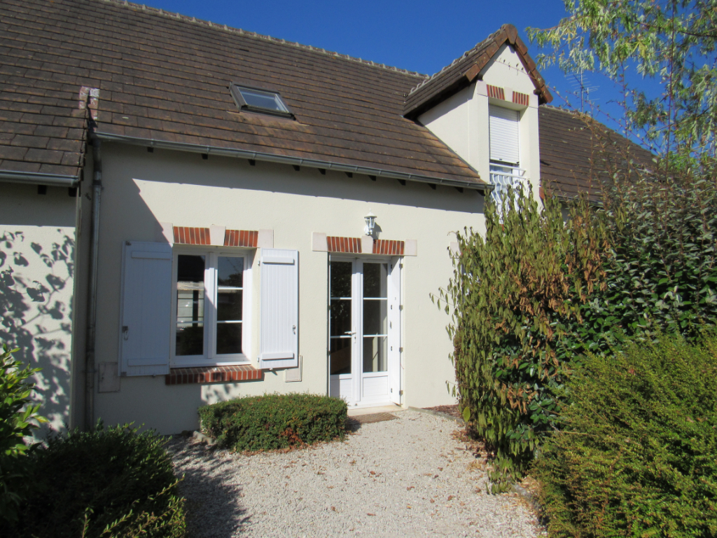 Maison Chateauneuf Sur Loire 3 pièce(s)