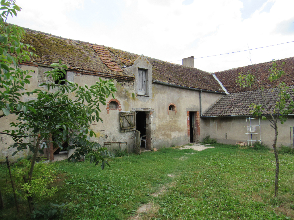 ferme entre chateauneuf et Bellegarde