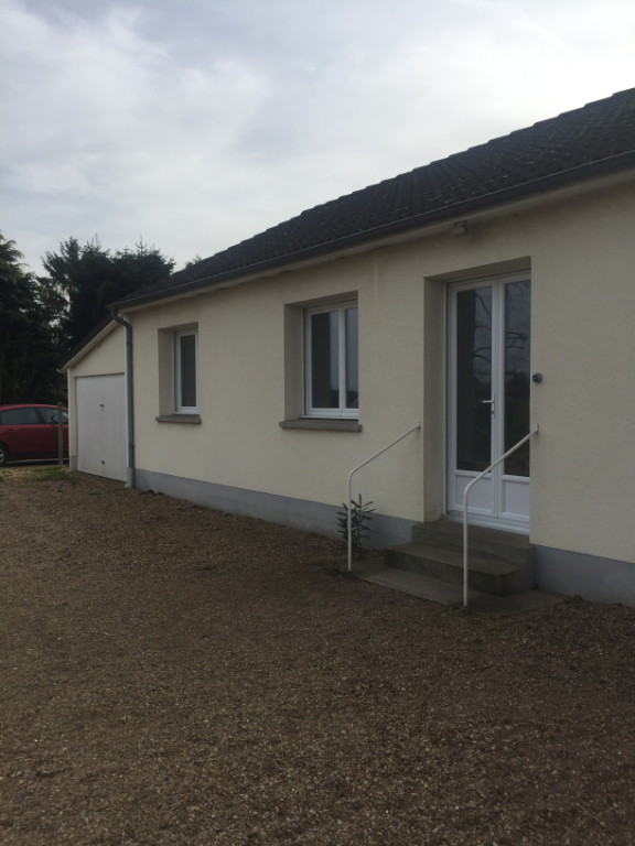 Maison 2 chambres à Férolles