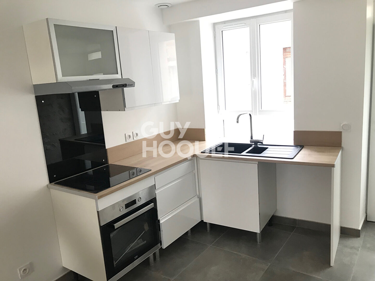 Maison Saint Denis De L Hotel 43.22 m2
