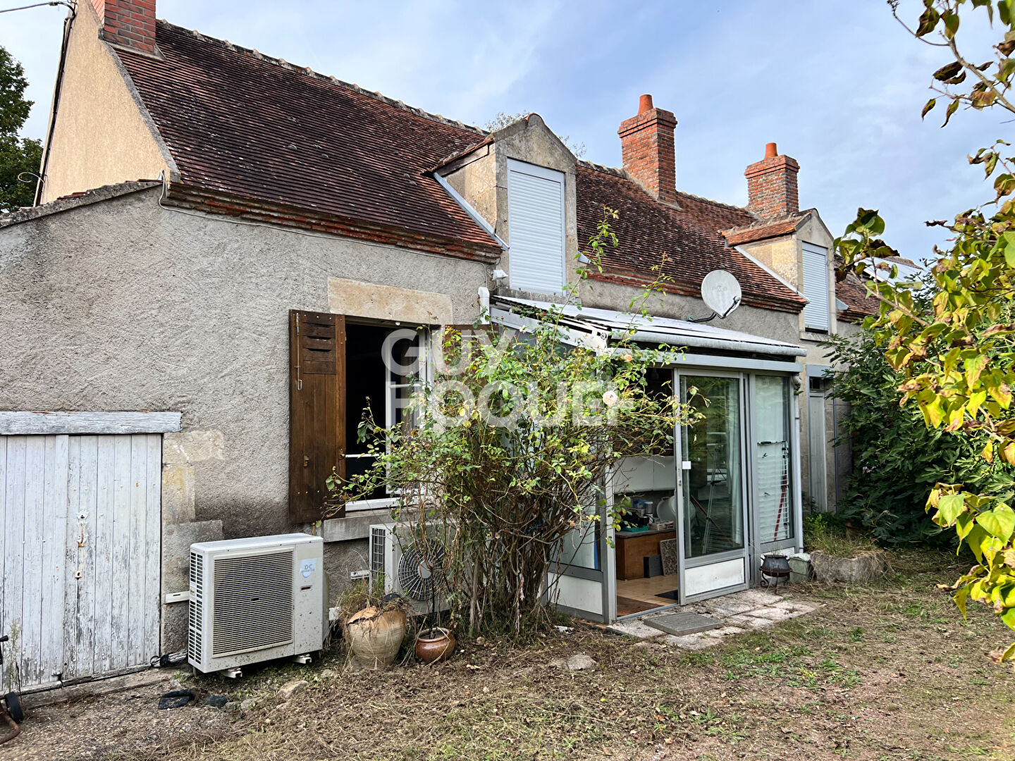 charmante longère à Donnery