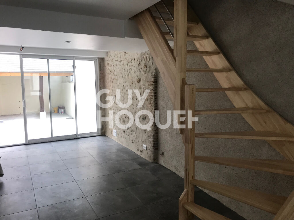 Maison Saint Denis De L Hotel 43.22 m2