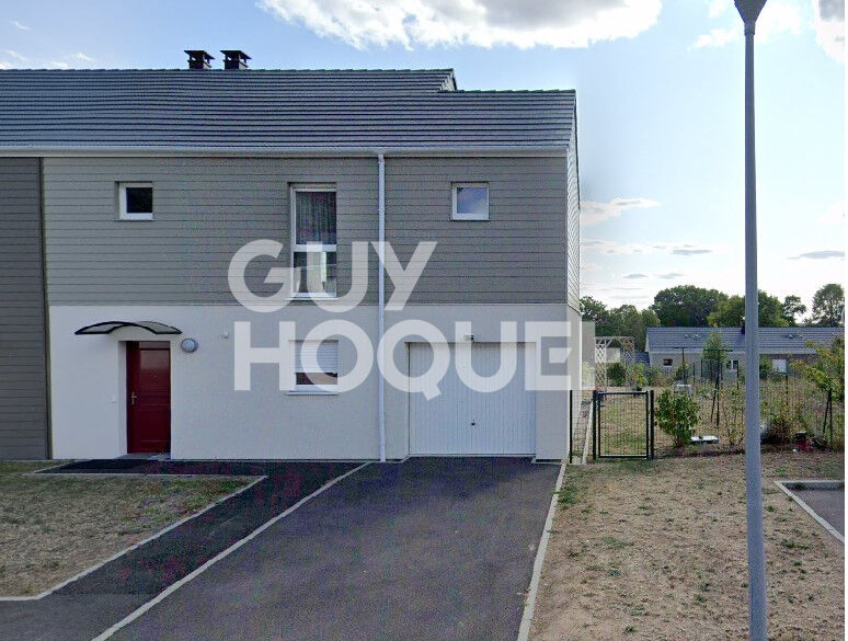 LOCATION : maison 5 pièces (105 m²) à NEVOY