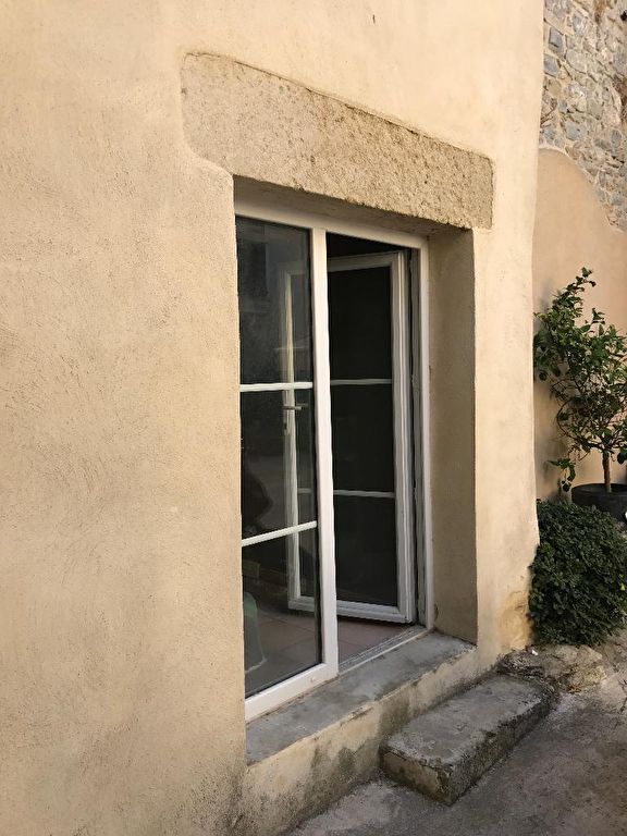 À vendre, appartement d'une surface habitable de 38 m² à CAVEIRAC (30820).