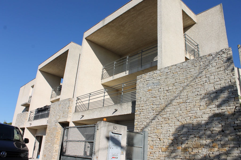Villa sur nîmes 3 chambres avec jardin