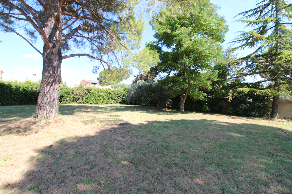 Terrain constructible centre de CLARENSAC