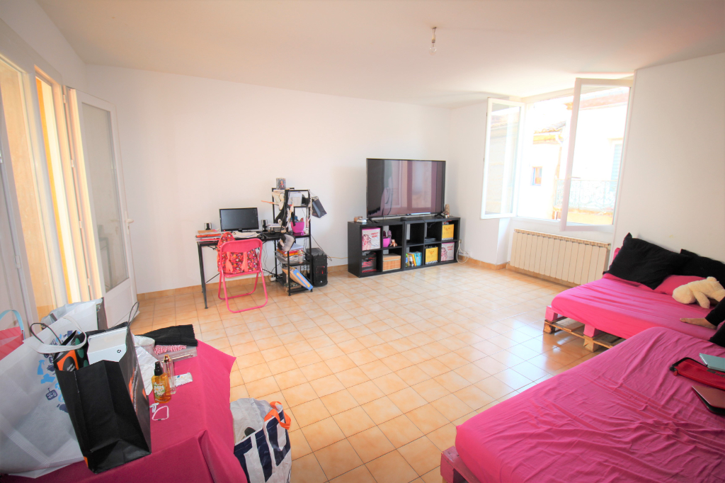 Appartement type 5 avec terrasse et garage