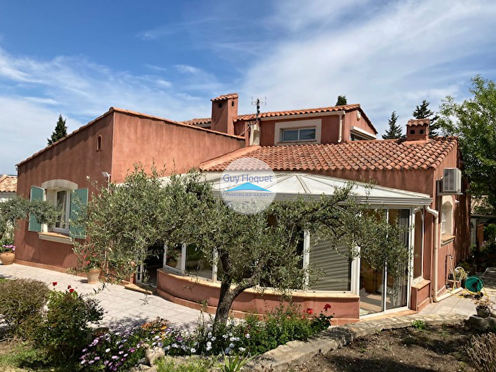 Maison T5 avec jardin et piscine