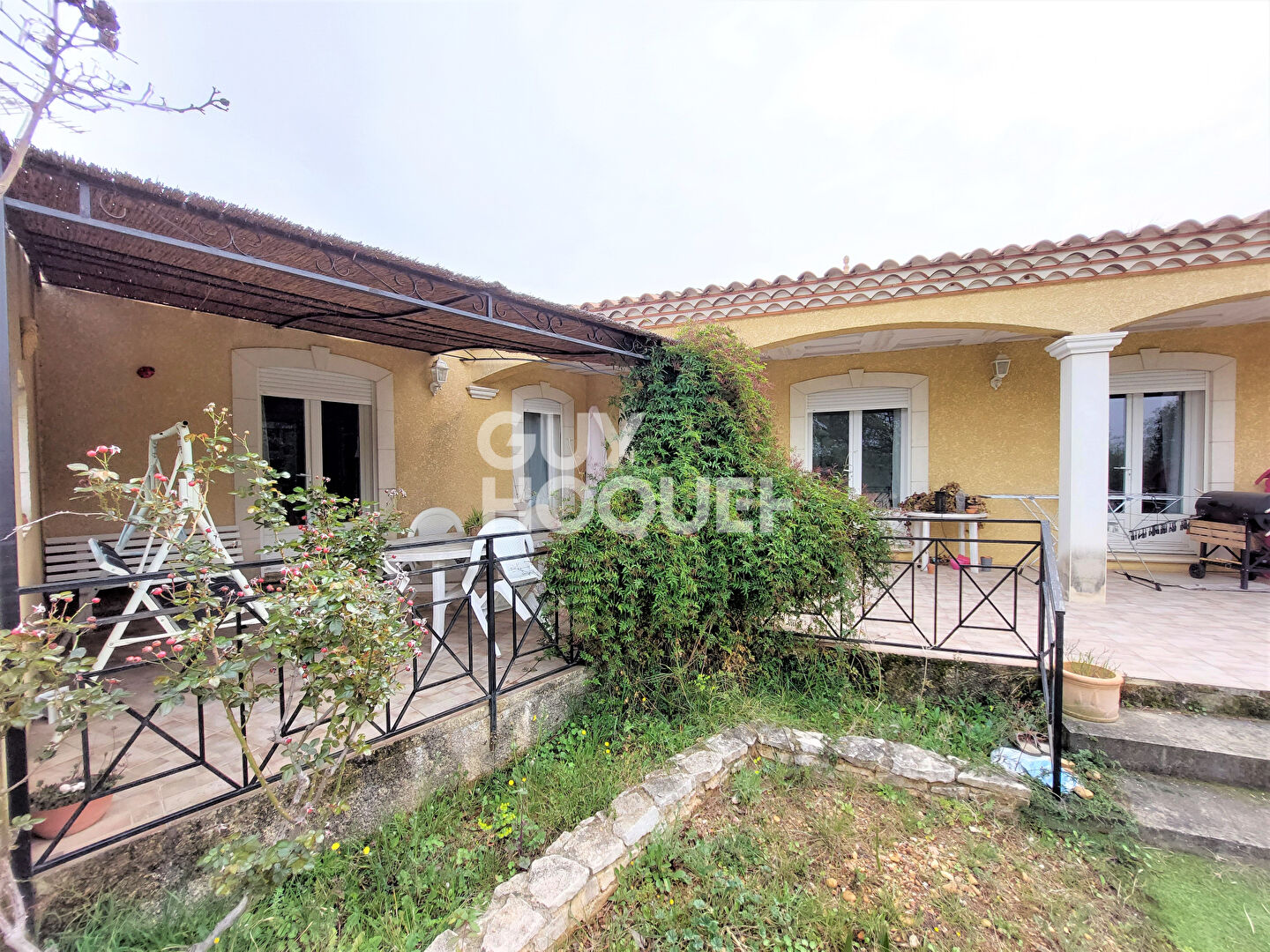 A 15min de Nimes, Villa T4 de plain-pied, jardin et garages