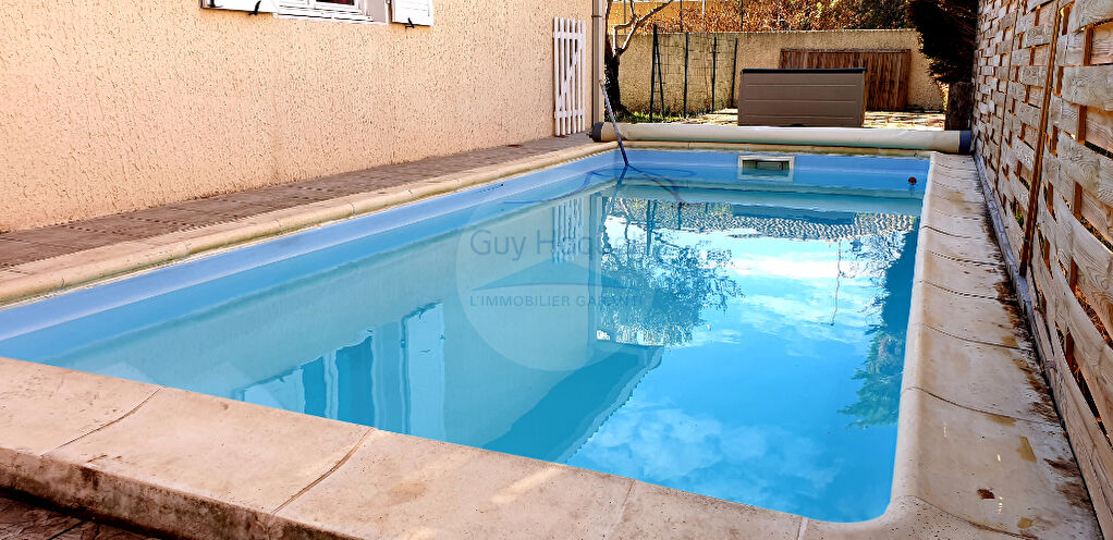 Caissargues, Villa de plain pied P4 avec piscine et garage