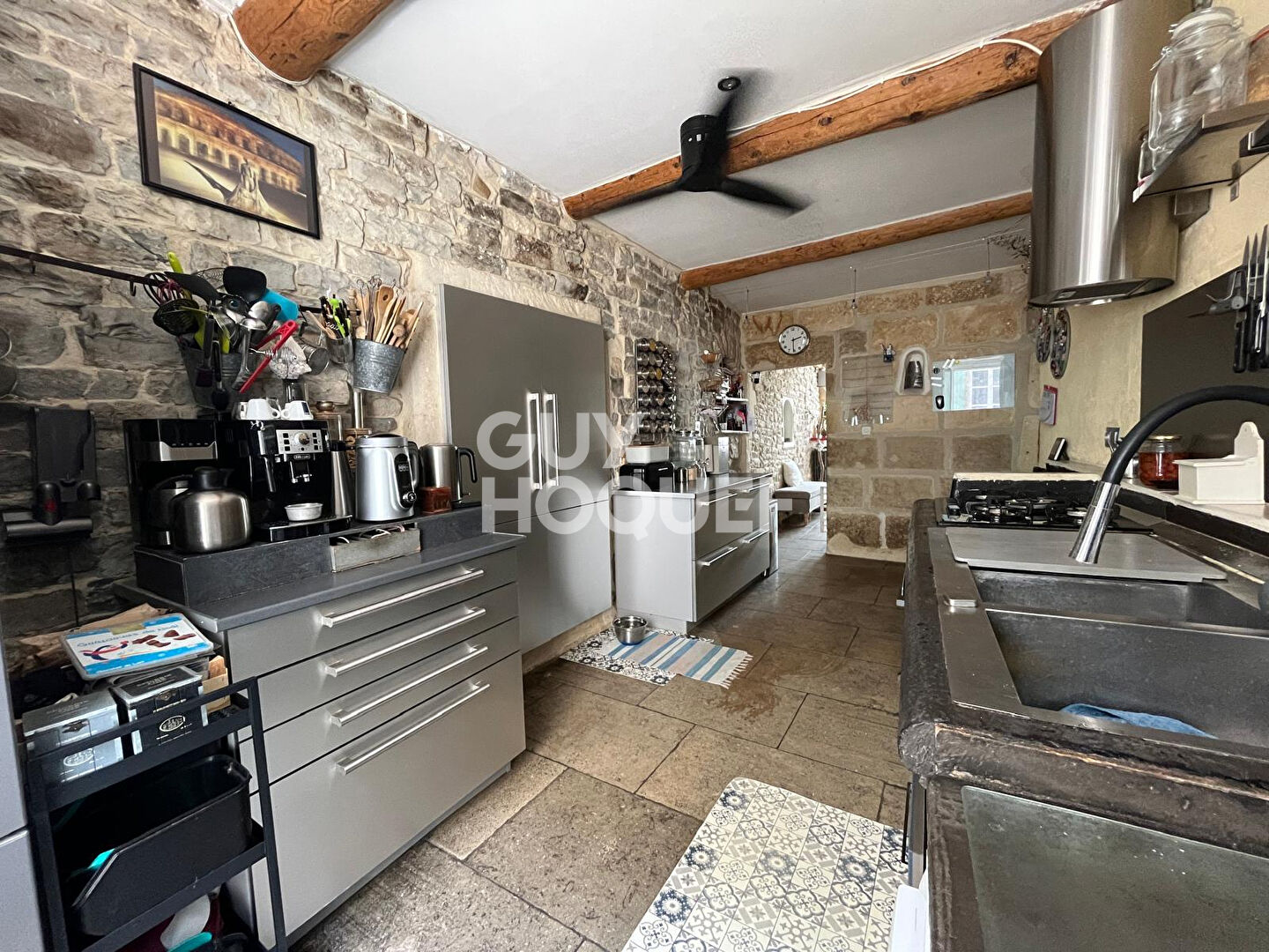 Calvisson, Maison de village, piscine et garage