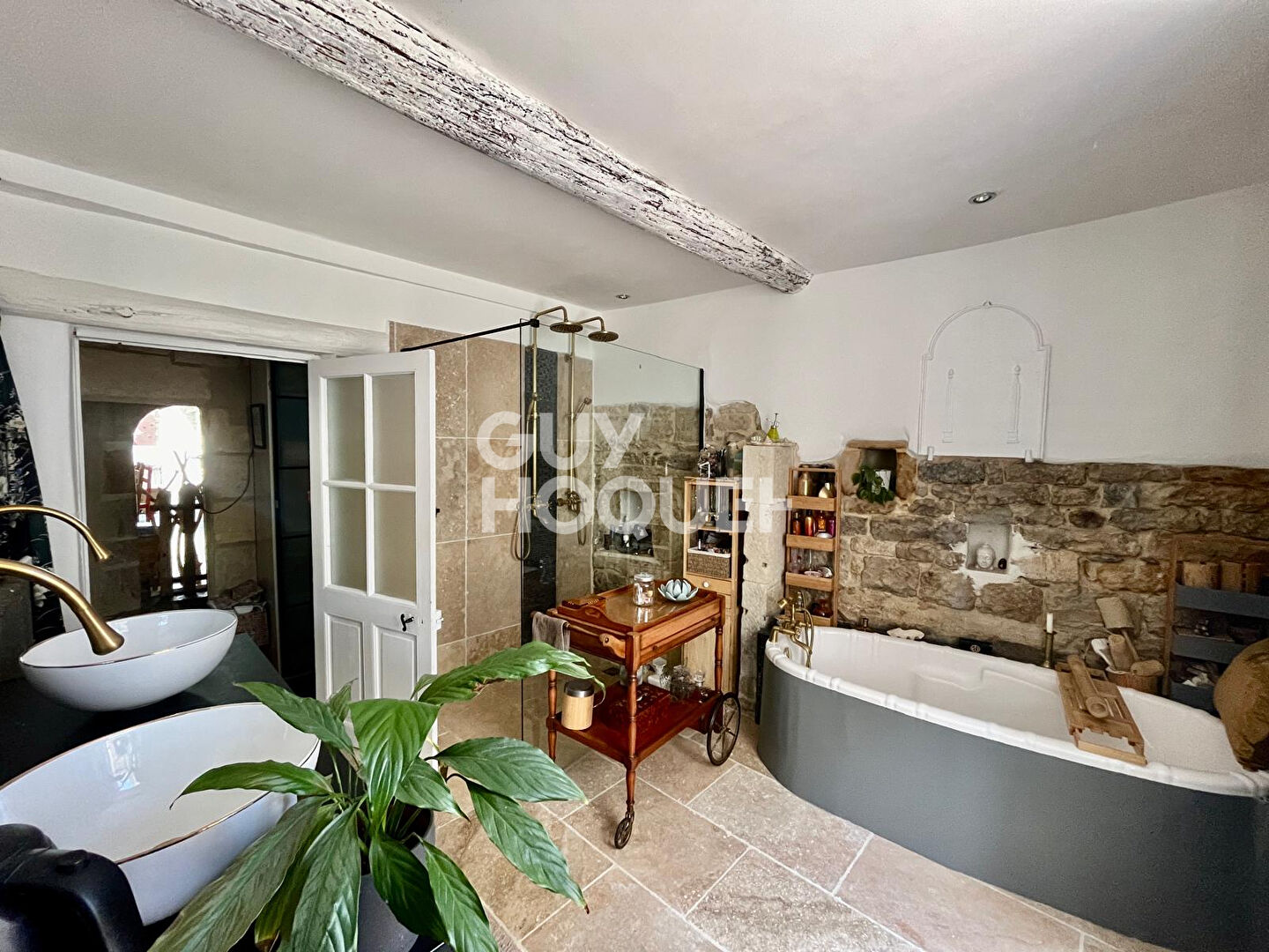 Calvisson, Maison de village, piscine et garage