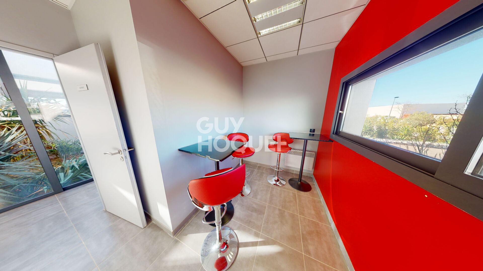 A LOUER DEUX BUREAUX PROFESSIONNELS - CALVISSON