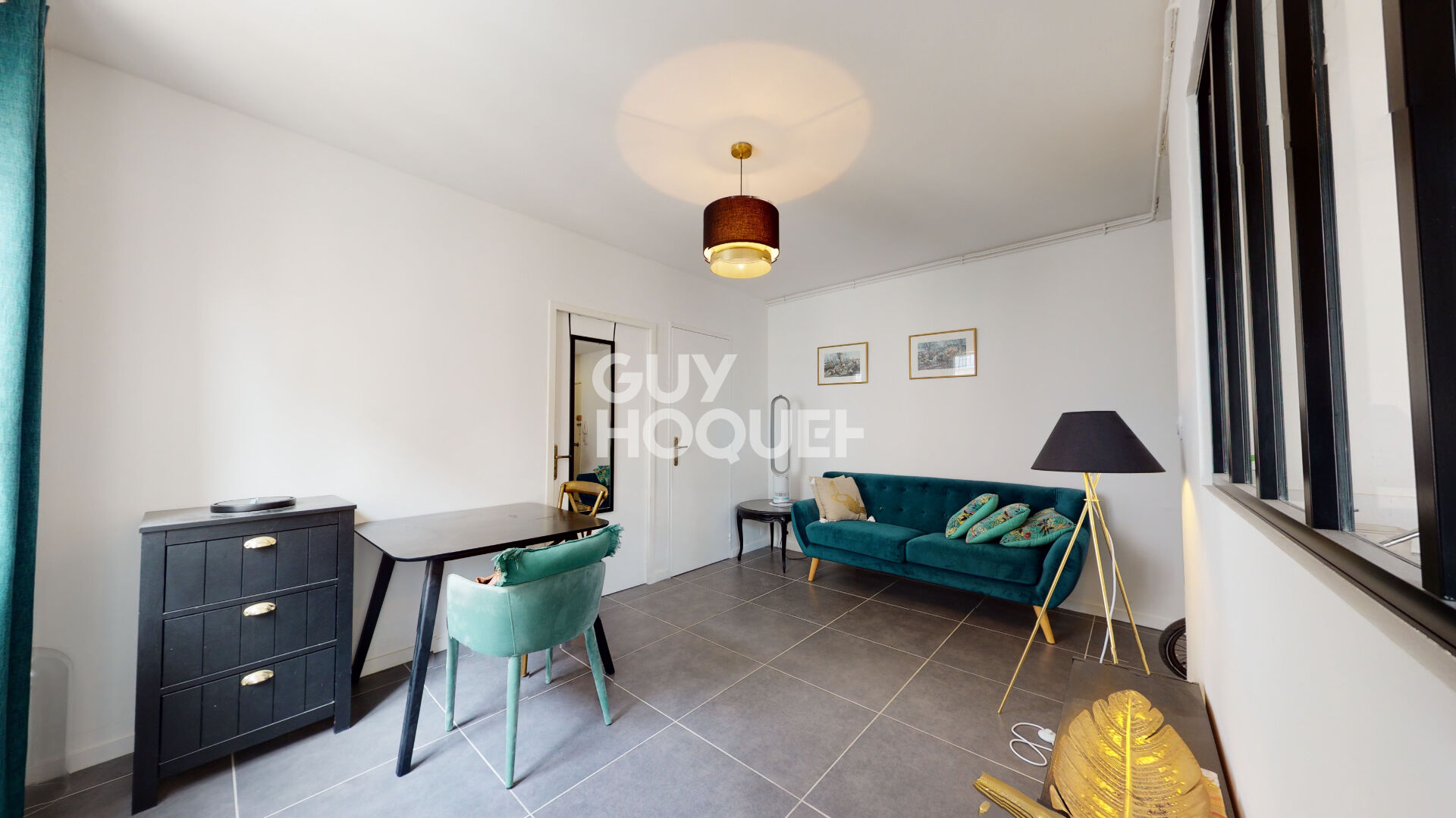 Appartement Nimes 2 pièces 33 m2