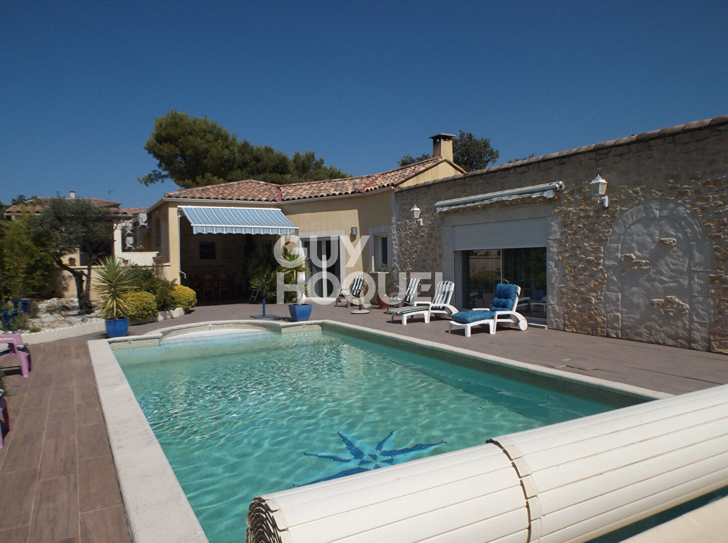 MAISON CAVEIRAC  JARDIN ET PISCINE