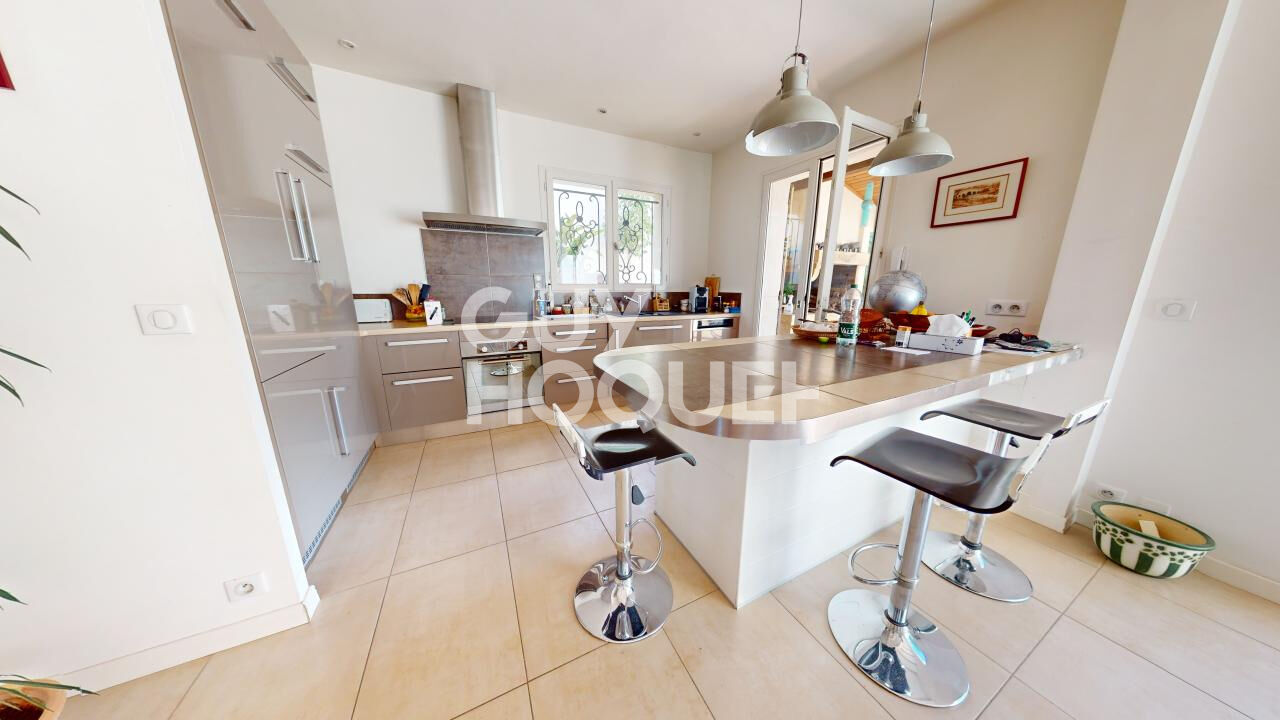 Maison Caveirac 4 chambres piscine  jardin arboré