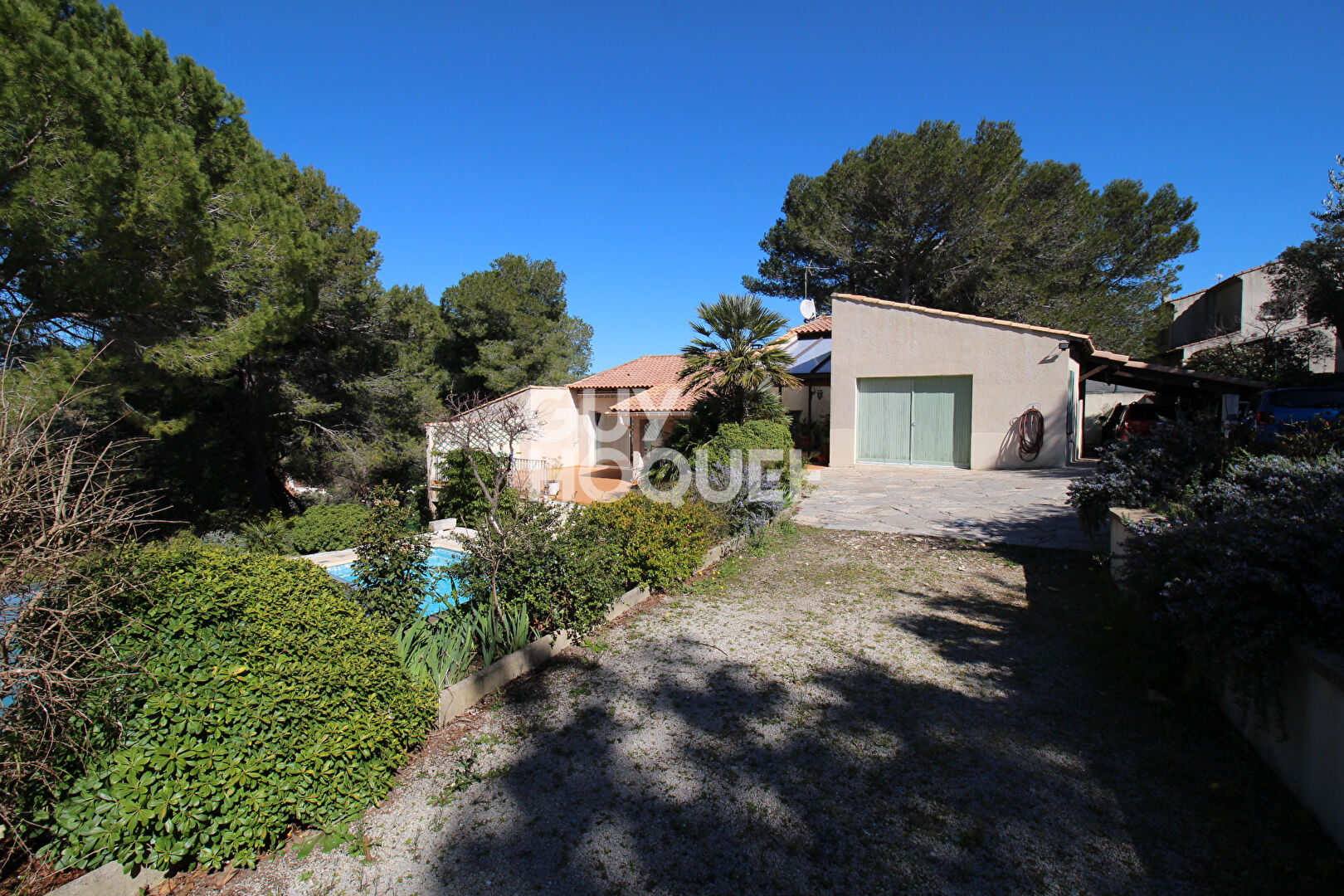 Maison Caveirac 4 chambres piscine  jardin arboré