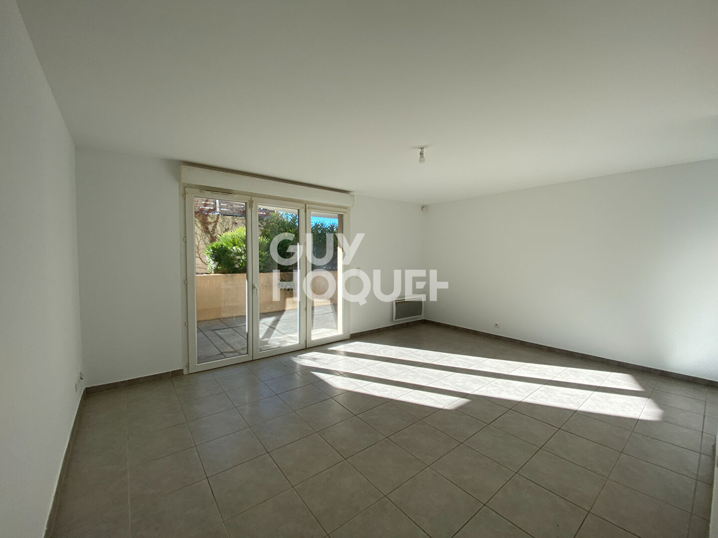 Appartement Saint Zacharie 2 pièce(s) 64 m2