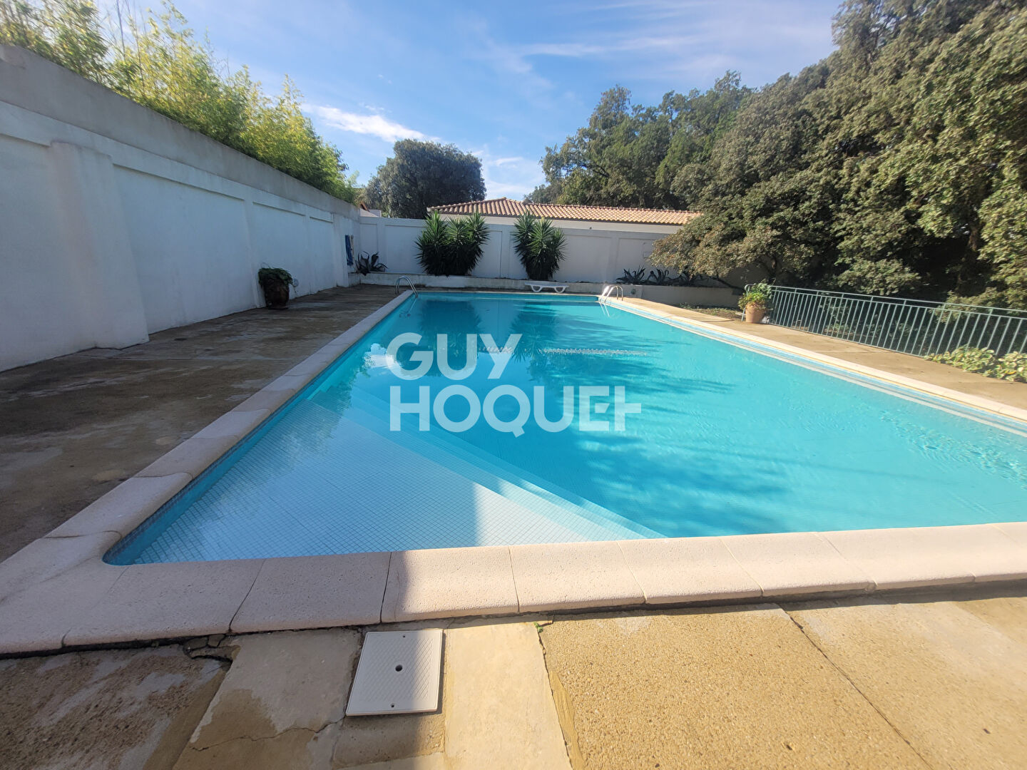 Maison spacieuse à vendre à MUS - 11 pièces et piscine !