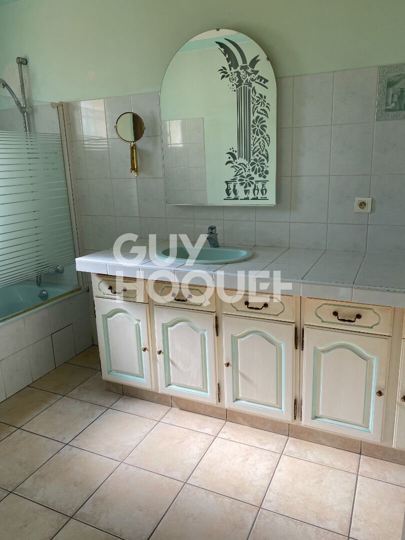 A louer maison T4  à CAVEIRAC