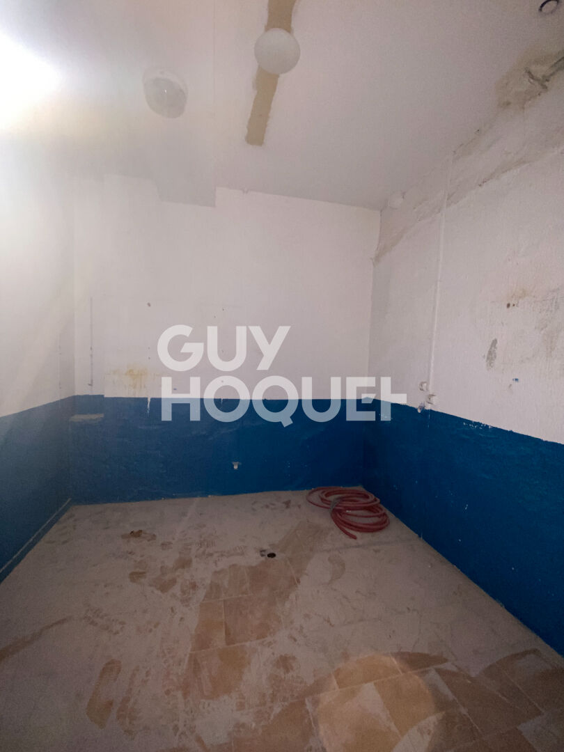 Local commercial Brignoles 1 pièce(s) 150 m2