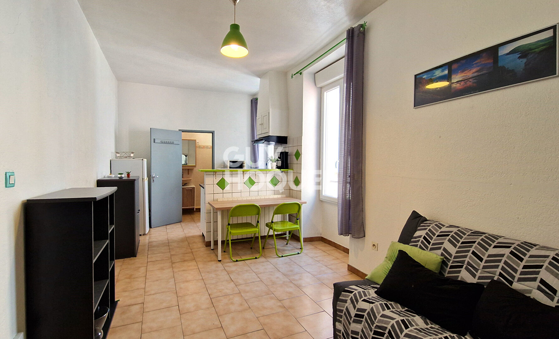 A LOUER STUDIO MEUBLE - PROCHE ESPLANADE