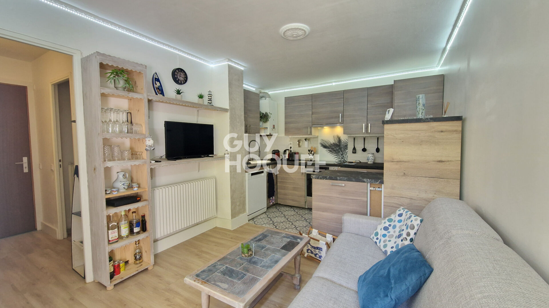 Le Grau-du-roi, Appartement Meublé 42 m2, terrasse et parking
