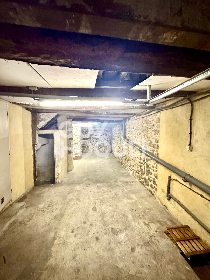 SOUS OFFRE : Maison de village 164 m² - Tourves