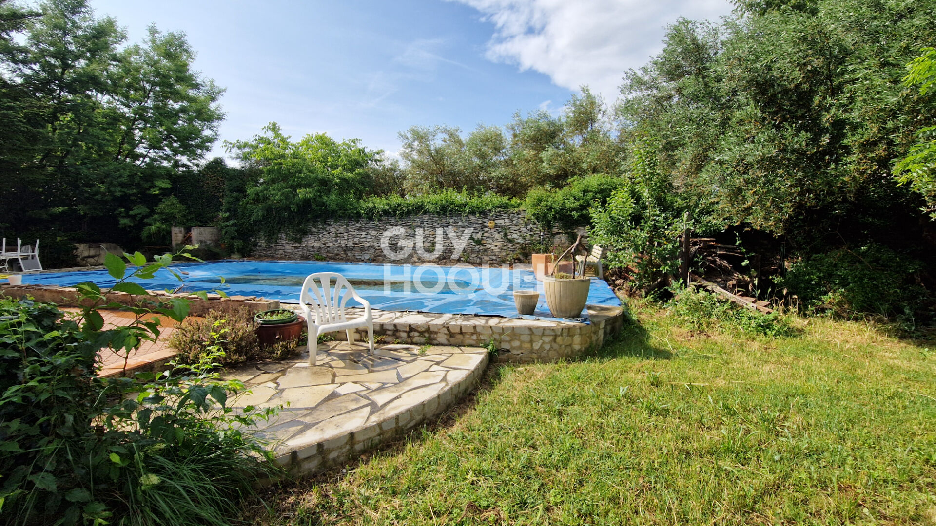 Maison Aujargues 9 pièces 227 m2 sur 2500m²