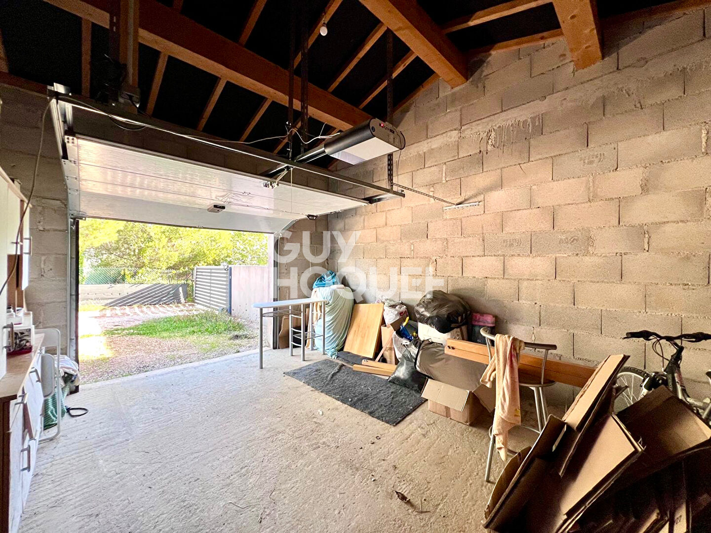 À LOUER : Maison individuelle T5 de 138 m² avec terrain clos de 1500 m²