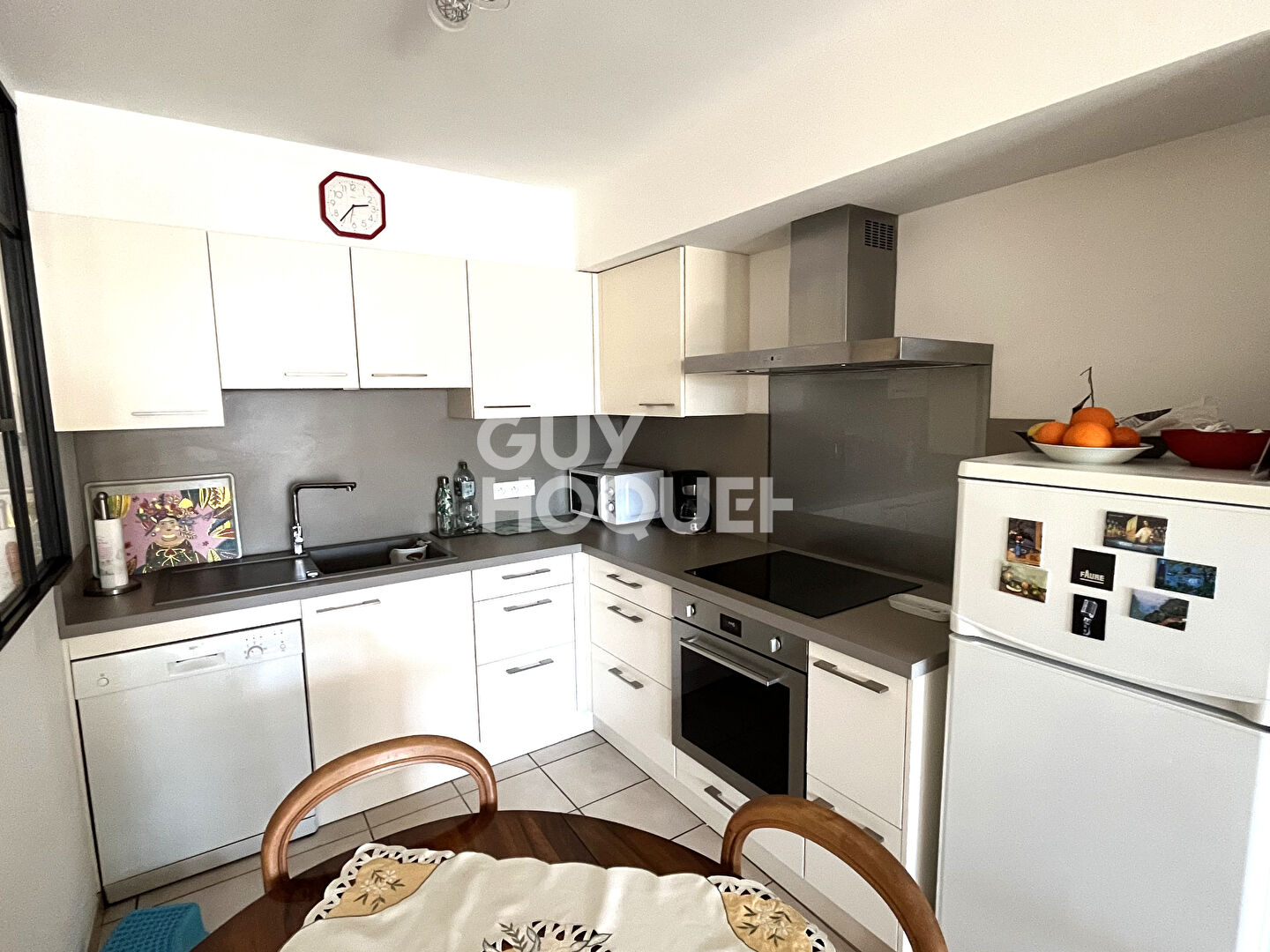 Appartement  Nîmes avec terrasse, garage et cave