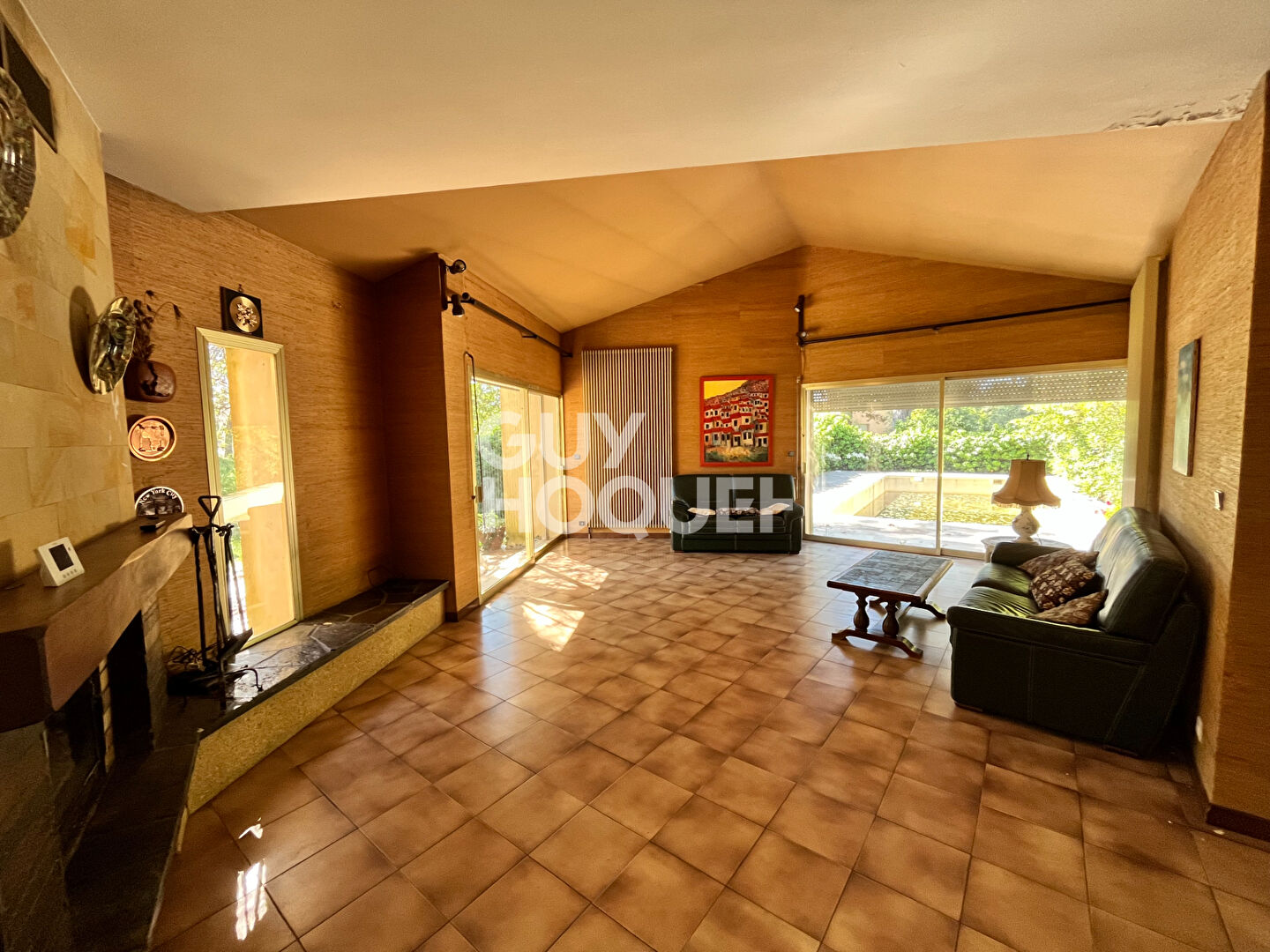 Maison spacieuse à vendre à Langlade avec piscine et double garage
