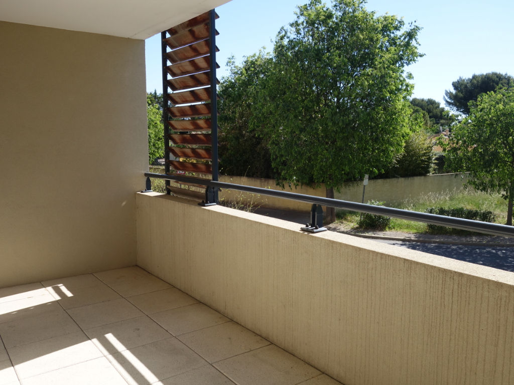 COURNONSEC- Appartement  2 pièces 45.90 m2  + 10 m² de terrasse + parking