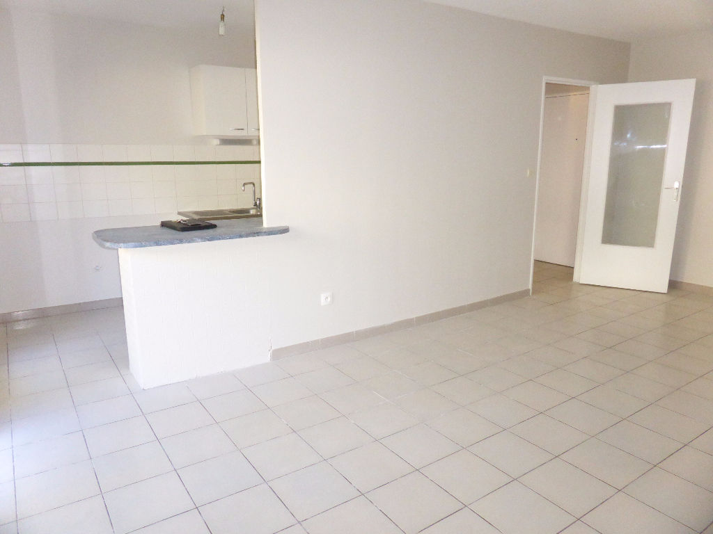 T2 46.33 m2 + balcon + garage